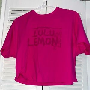 lululemon tshirt